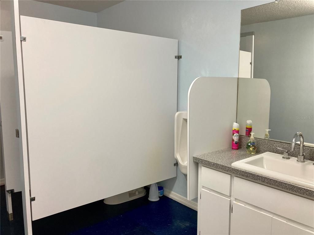 435 S Ridgewood Avenue, Daytona Beach, FL 32114 Photo