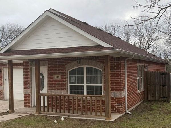 125 N Aiken Street, Waxahachie, TX 75165