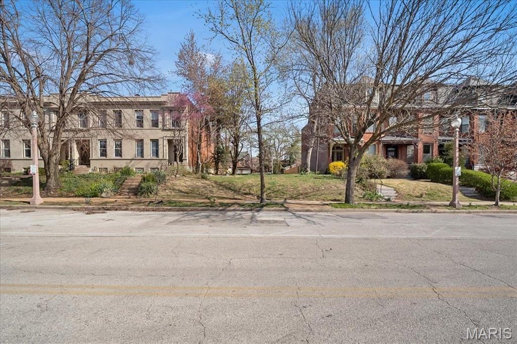 4143 Laclede Avenue, Saint Louis, MO 63108 Main Photo