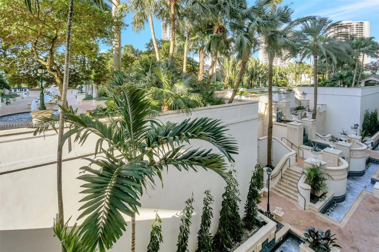 2000 Island Bl, Unit 410, Aventura, FL 33160 Photo