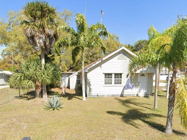 744 MYRTLE AVENUE, VENICE, FL 34285