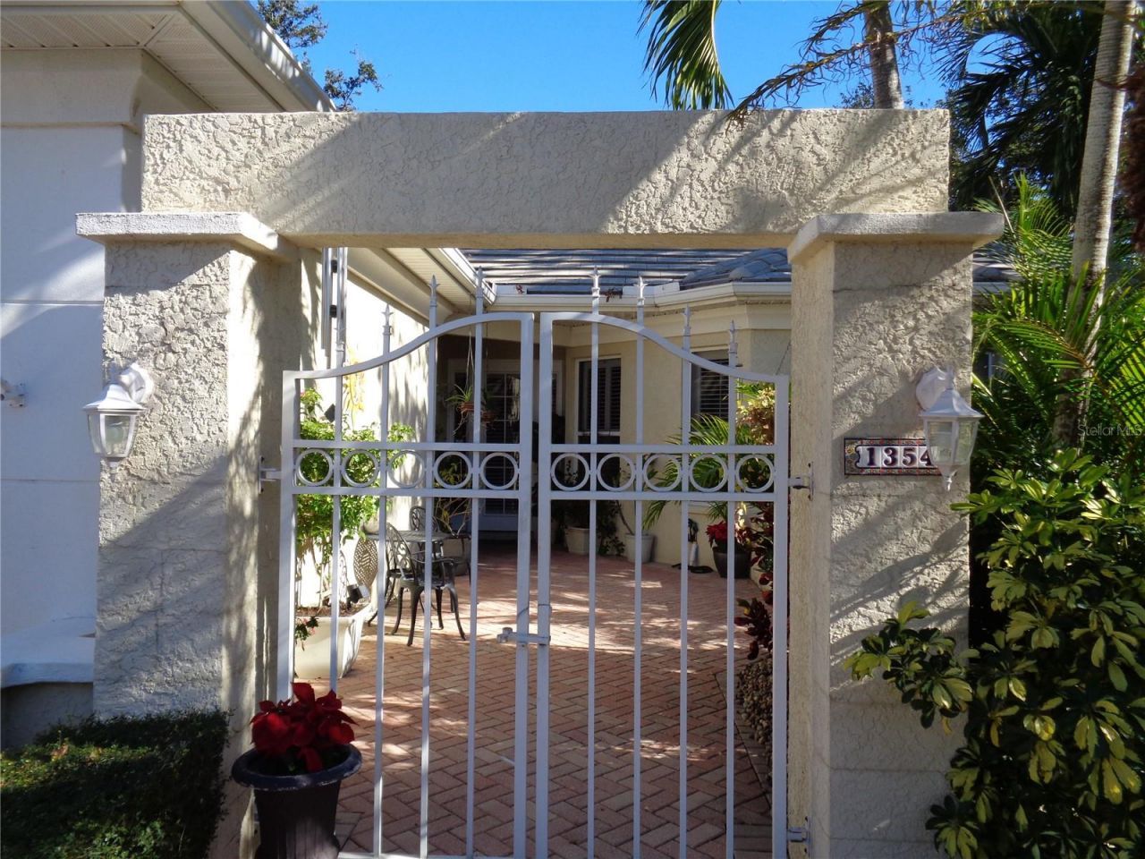 1354 Tearose Place, Sarasota, FL 34239 Photo