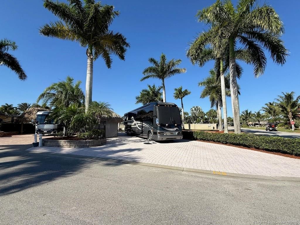 198 NW Hazard Way, Port Saint Lucie, FL 34986 Photo