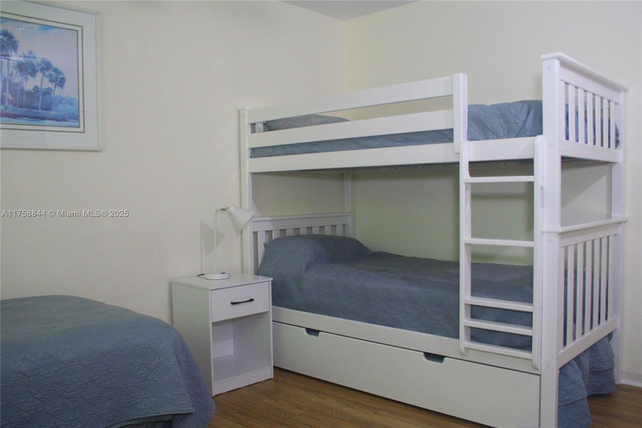 1933 Twin Dolphin Lane, Fort Lauderdale, FL 33316 Photo