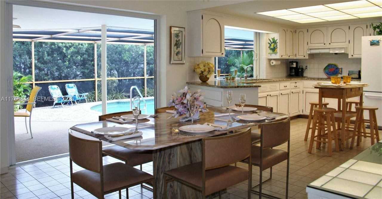 1933 Twin Dolphin Lane, Fort Lauderdale, FL 33316 Photo