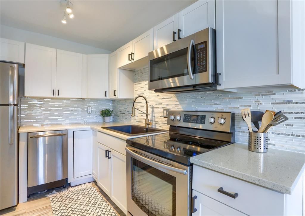 4975 Cobia Drive Se, Unit A, Saint Petersburg, FL 33705 Photo