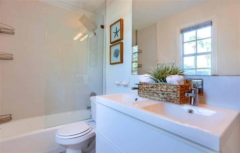 4975 Cobia Drive Se, Unit A, Saint Petersburg, FL 33705 Photo