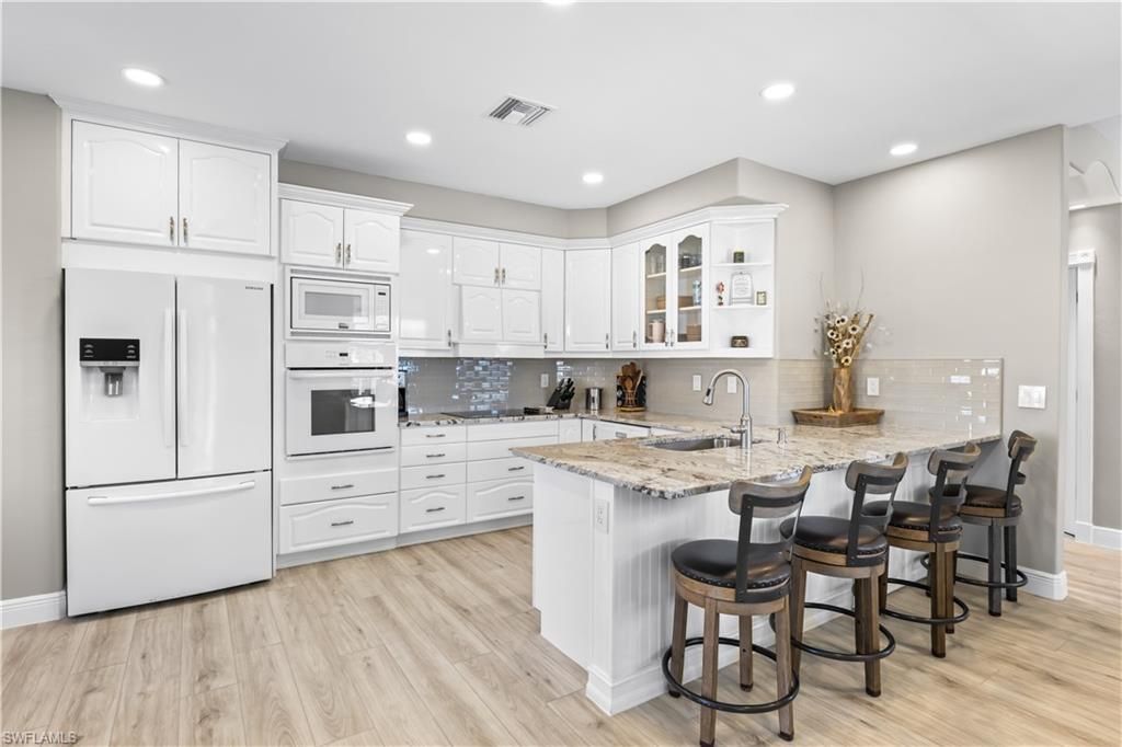 3102 SE 22nd Ave, Cape Coral, FL 33904 Photo