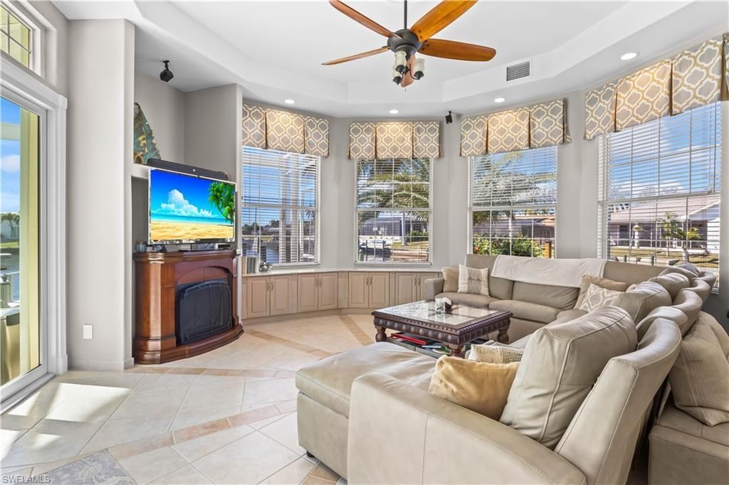 3102 SE 22nd Ave, Cape Coral, FL 33904 Photo