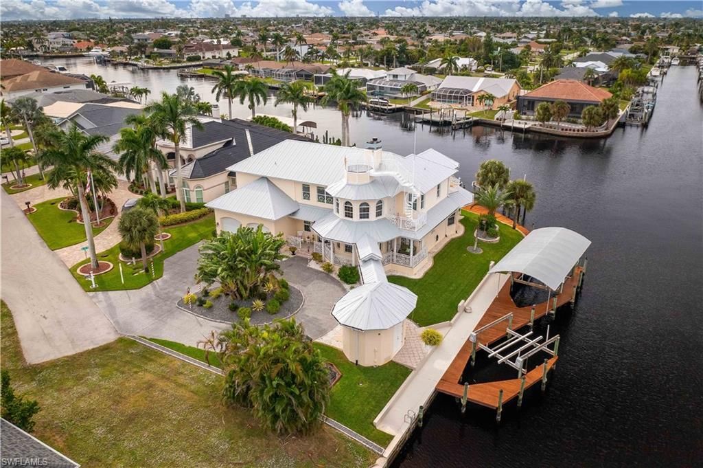 3102 SE 22nd Ave, Cape Coral, FL 33904 Photo