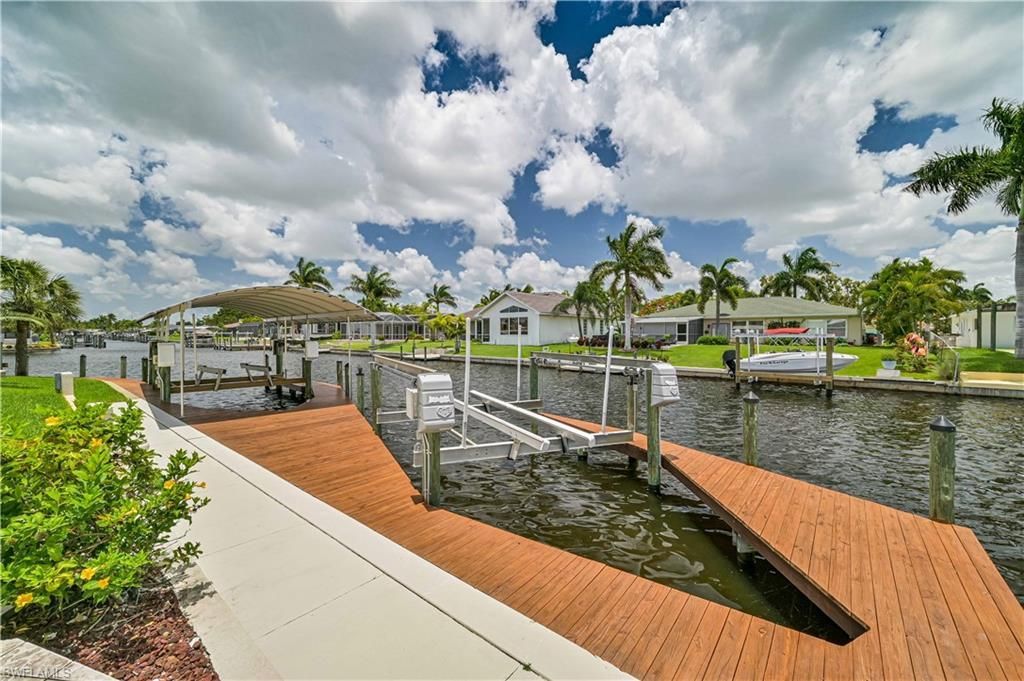 3102 SE 22nd Ave, Cape Coral, FL 33904 Photo