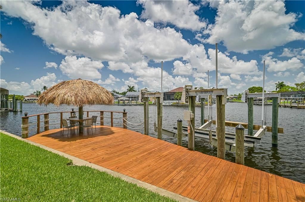 3102 SE 22nd Ave, Cape Coral, FL 33904 Photo