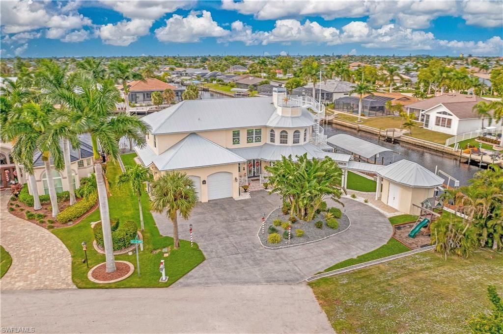 3102 SE 22nd Ave, Cape Coral, FL 33904 Photo