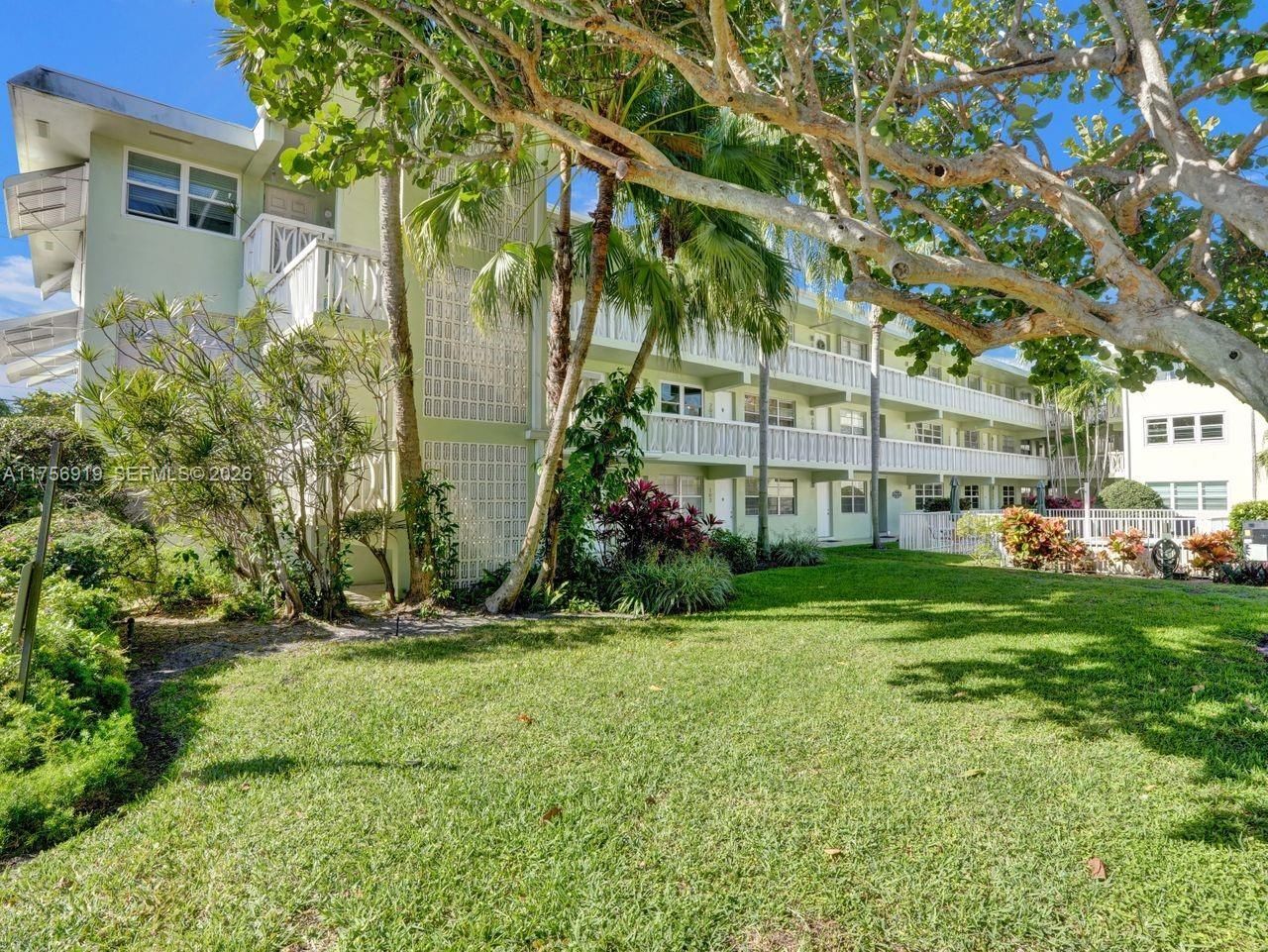 1900 NE 8th Ct, Unit 306, Fort Lauderdale, FL 33304 Photo