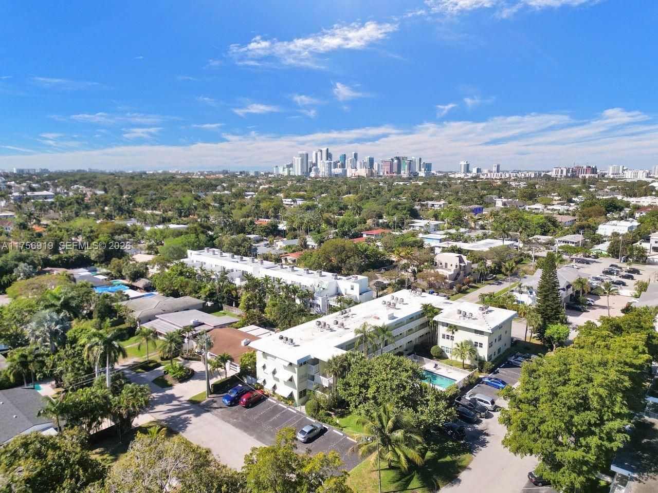 1900 NE 8th Ct, Unit 306, Fort Lauderdale, FL 33304 Photo