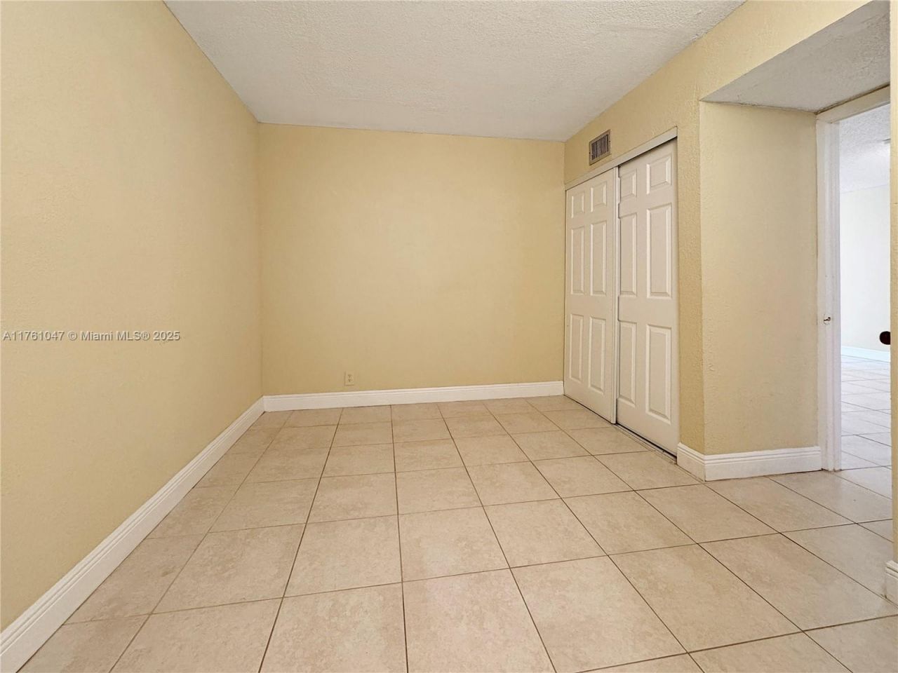 410 NW 68th Ave, Unit 207, Plantation, FL 33317 Photo