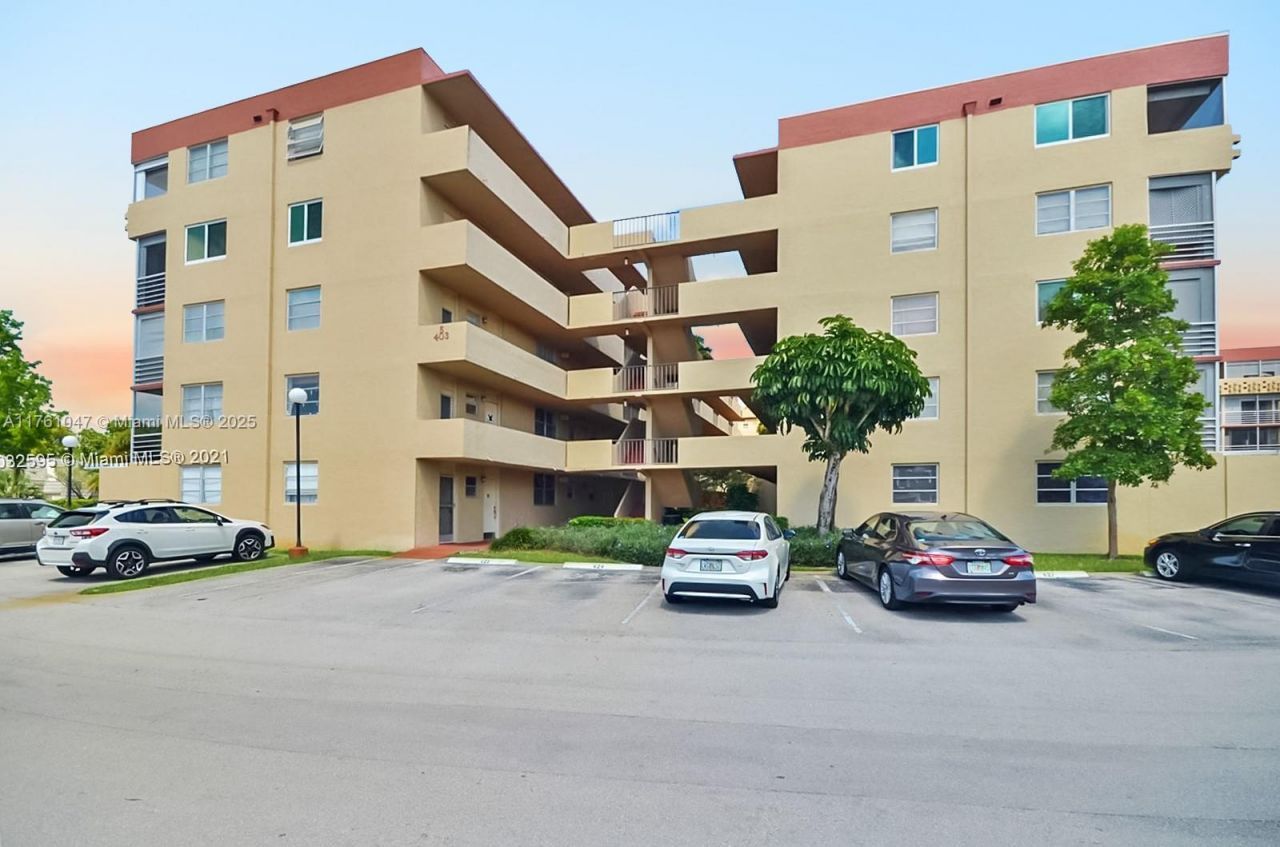 410 NW 68th Ave, Unit 207, Plantation, FL 33317 Photo
