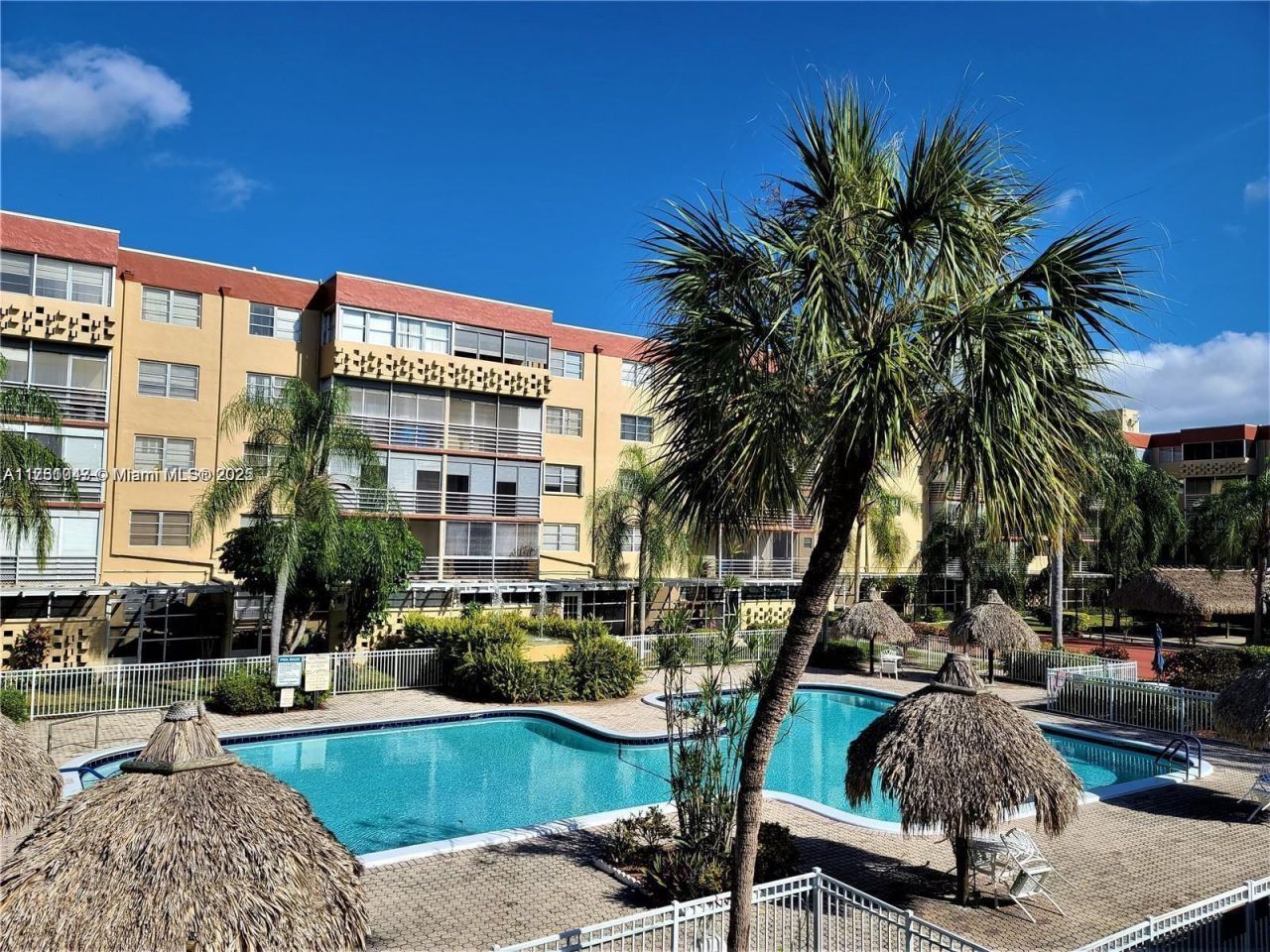 410 NW 68th Ave, Unit 207, Plantation, FL 33317 Photo