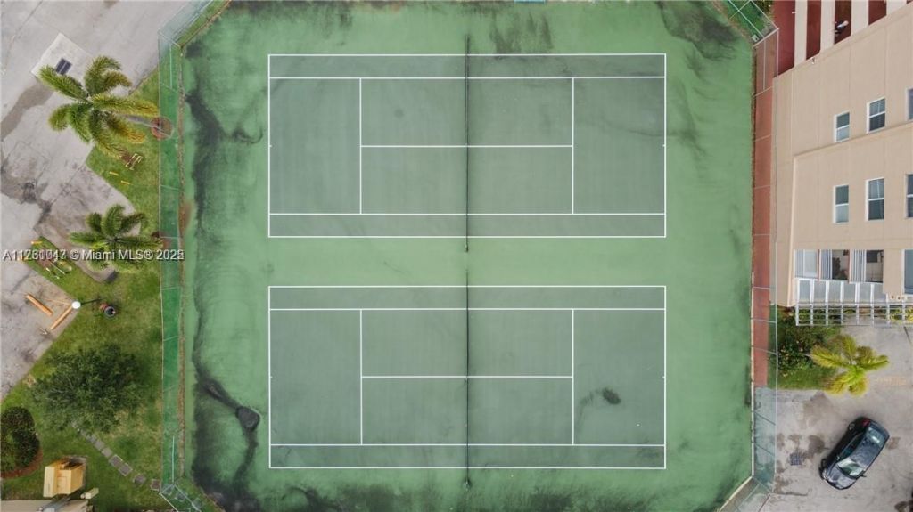 410 NW 68th Ave, Unit 207, Plantation, FL 33317 Photo