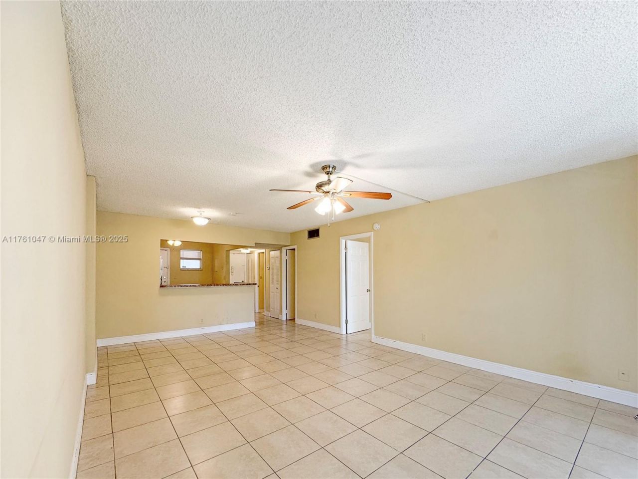 410 NW 68th Ave, Unit 207, Plantation, FL 33317 Photo