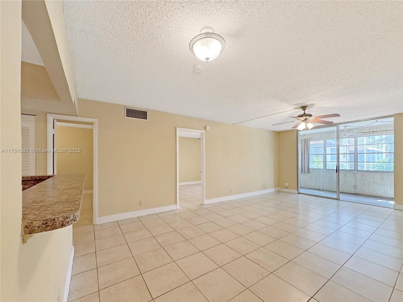 410 NW 68th Ave, Unit 207, Plantation, FL 33317 Photo