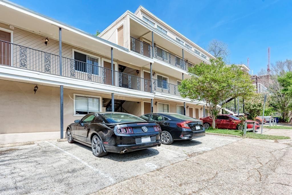 1010 W 23 St, Unit 15, Austin, TX 78705 Main Photo