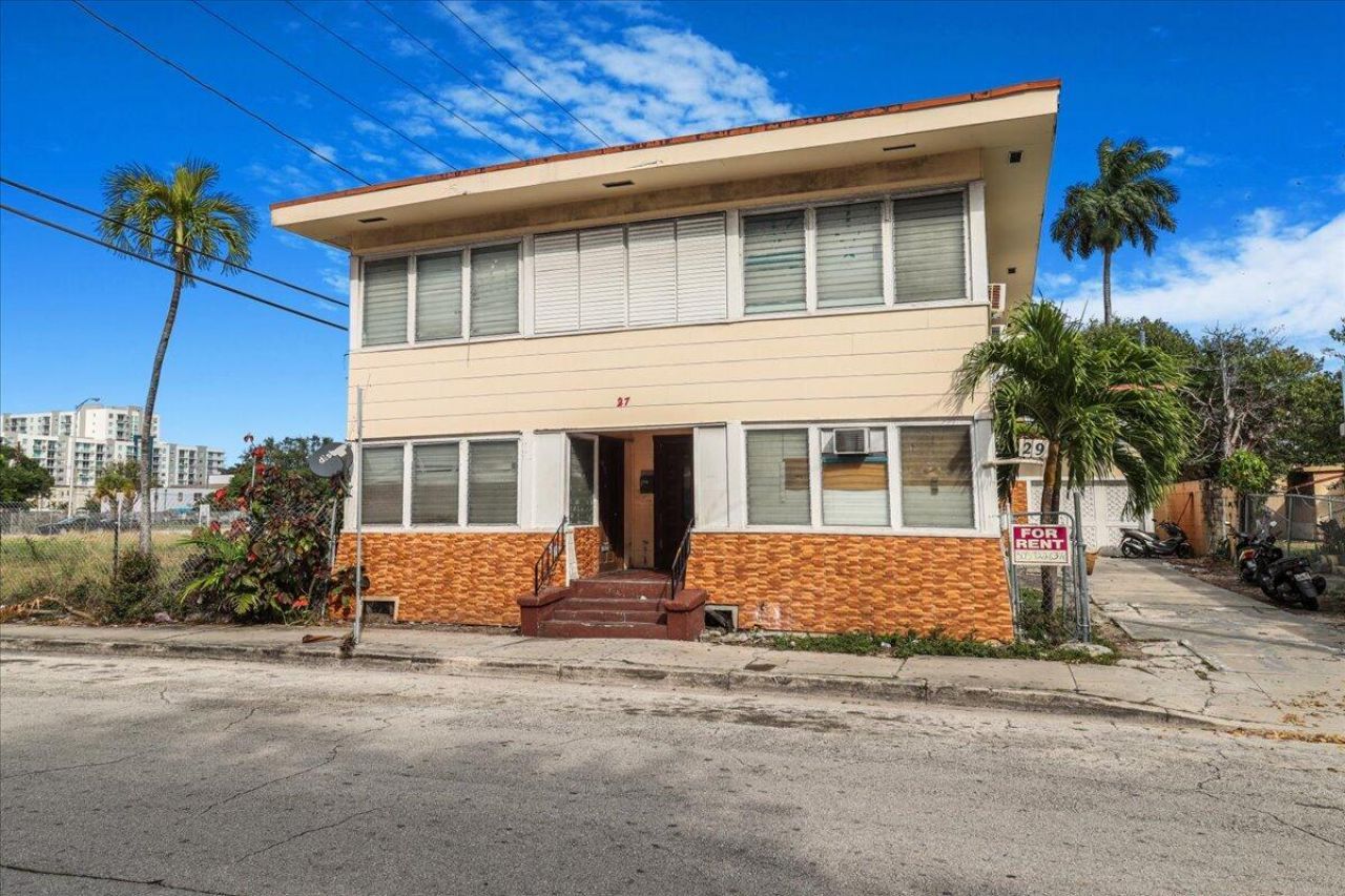29 SW 9th Avenue, Miami, FL 33130 Photo
