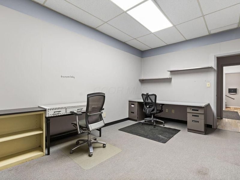 1250 Memory Lane N, Unit B, Columbus, OH 43209 Photo 11