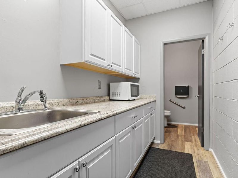 1250 Memory Lane N, Unit B, Columbus, OH 43209 Photo 8