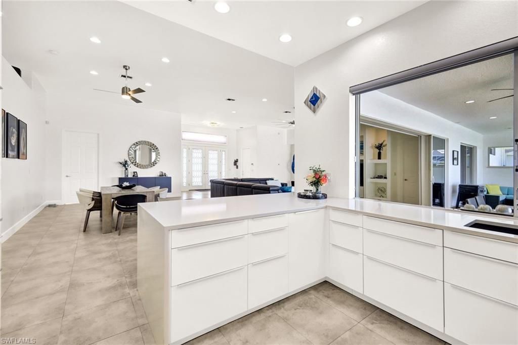 304 NE 14th Ave, Cape Coral, FL 33909 Photo