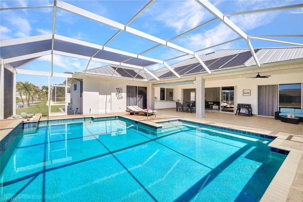 304 NE 14th Ave, Cape Coral, FL 33909 Photo