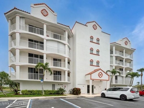 8903 Laguna Lane, Unit 202, Cape Canaveral, FL 32920