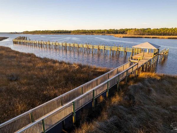 36 Osprey Dr, Unit Slip 36, Pensacola, FL 32507