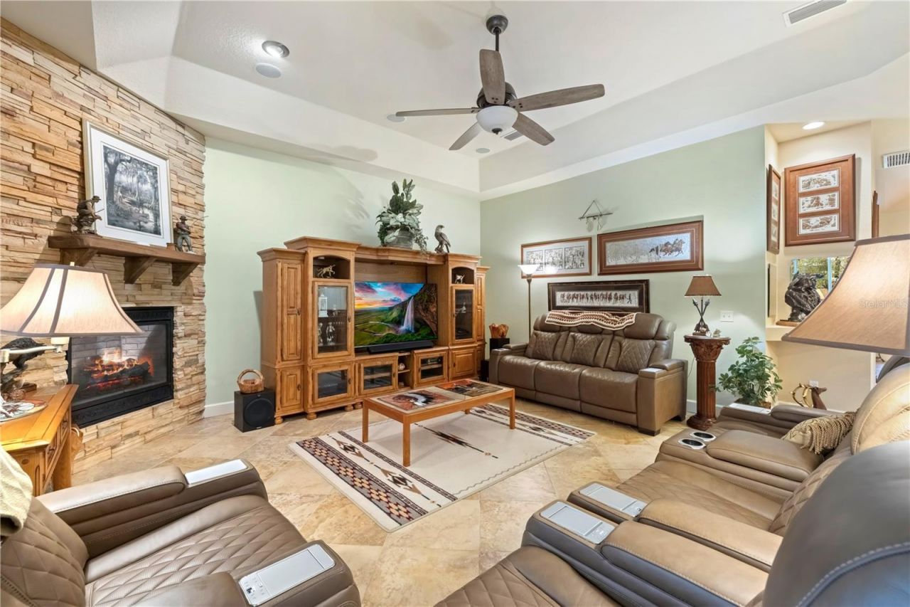 9250 Emily Drive, Fanning Springs, FL 32693 Photo