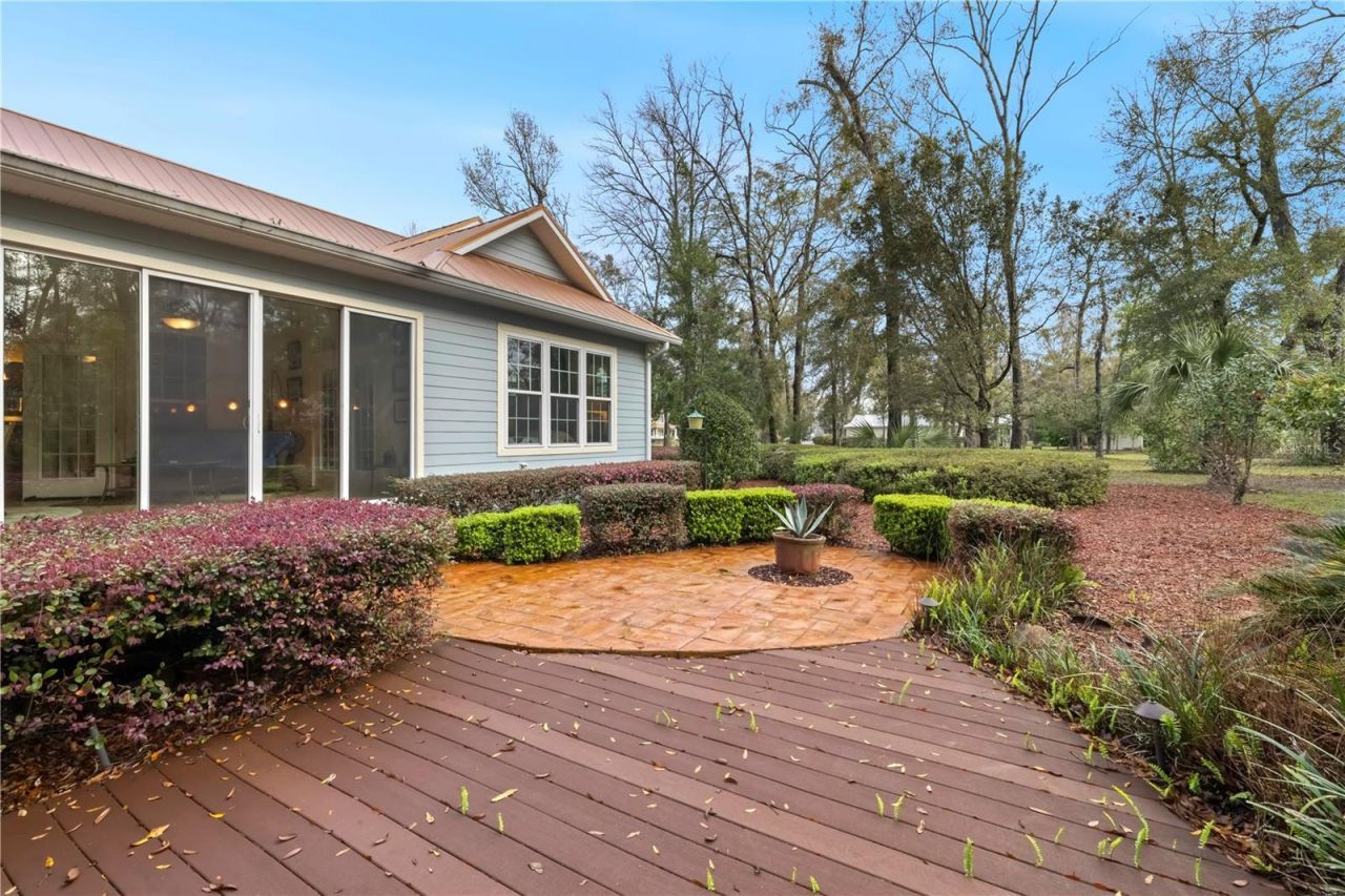 9250 Emily Drive, Fanning Springs, FL 32693 Photo