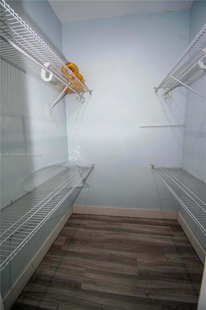 1142 NW 135th Ct, Miami, FL 33182 Photo