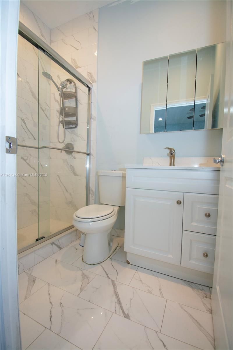 1142 NW 135th Ct, Miami, FL 33182 Photo