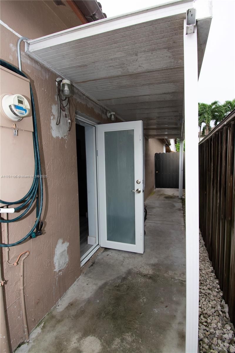 1142 NW 135th Ct, Miami, FL 33182 Photo