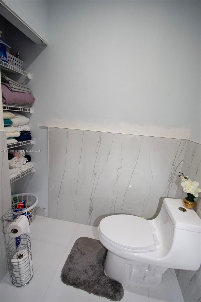 1142 NW 135th Ct, Miami, FL 33182 Photo