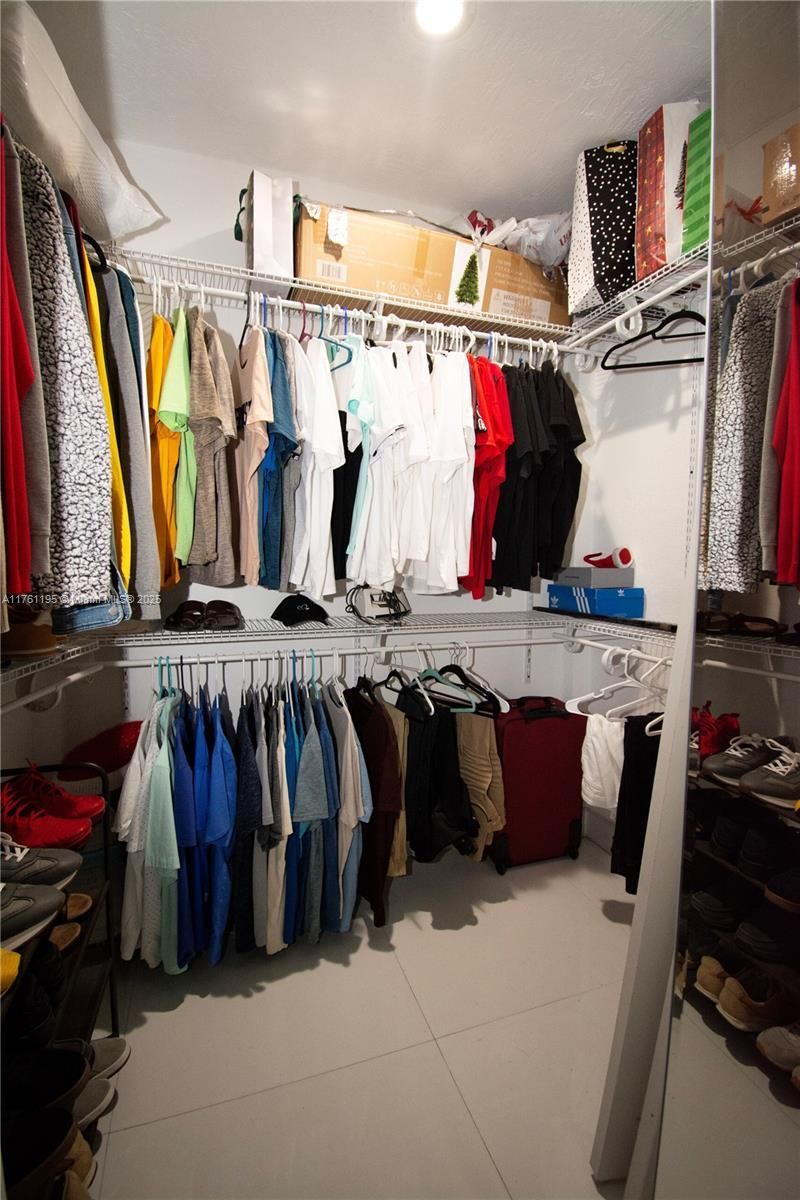 1142 NW 135th Ct, Miami, FL 33182 Photo