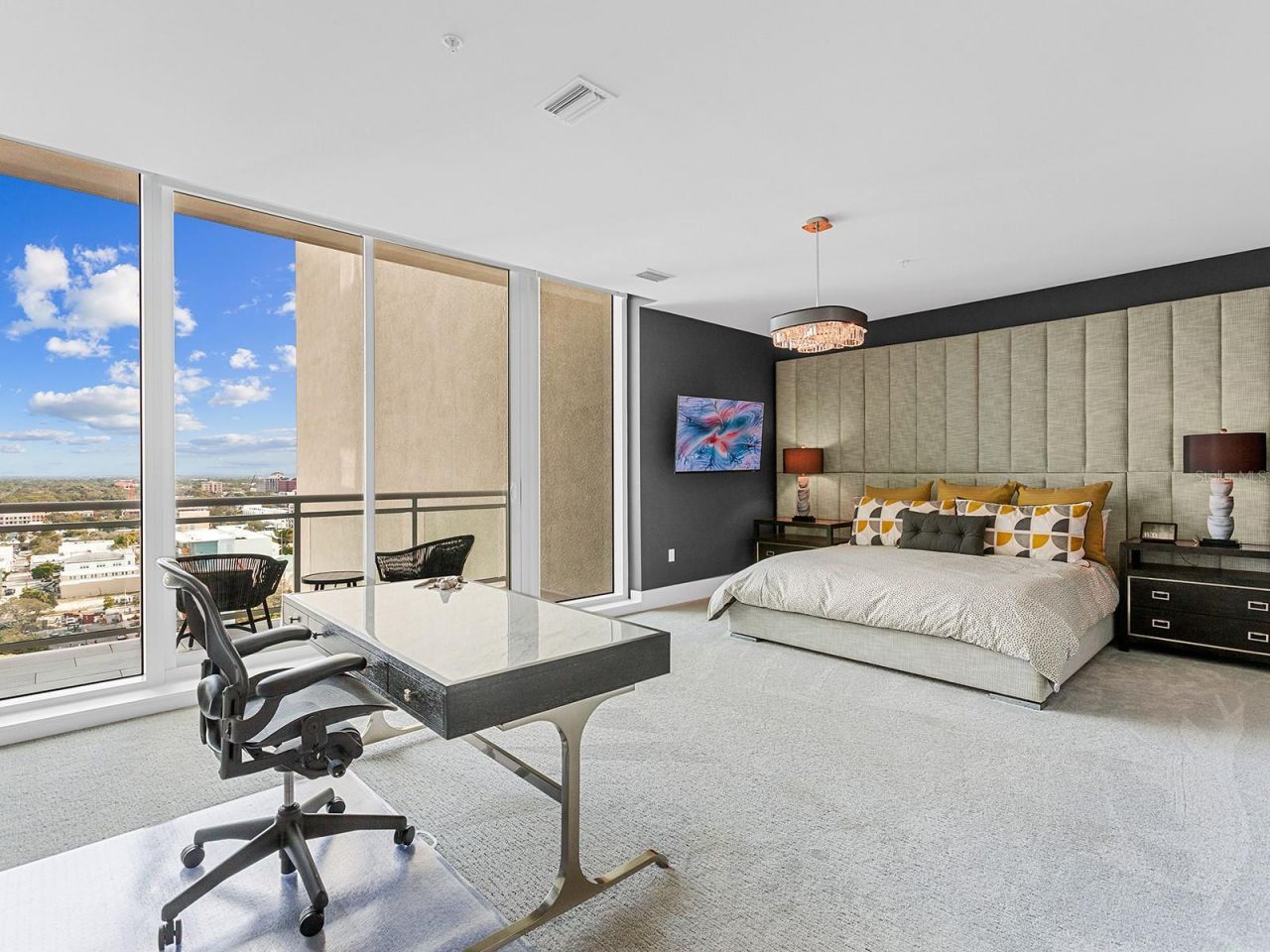 540 N Tamiami Trail, Unit 1503, Sarasota, FL 34236 Photo