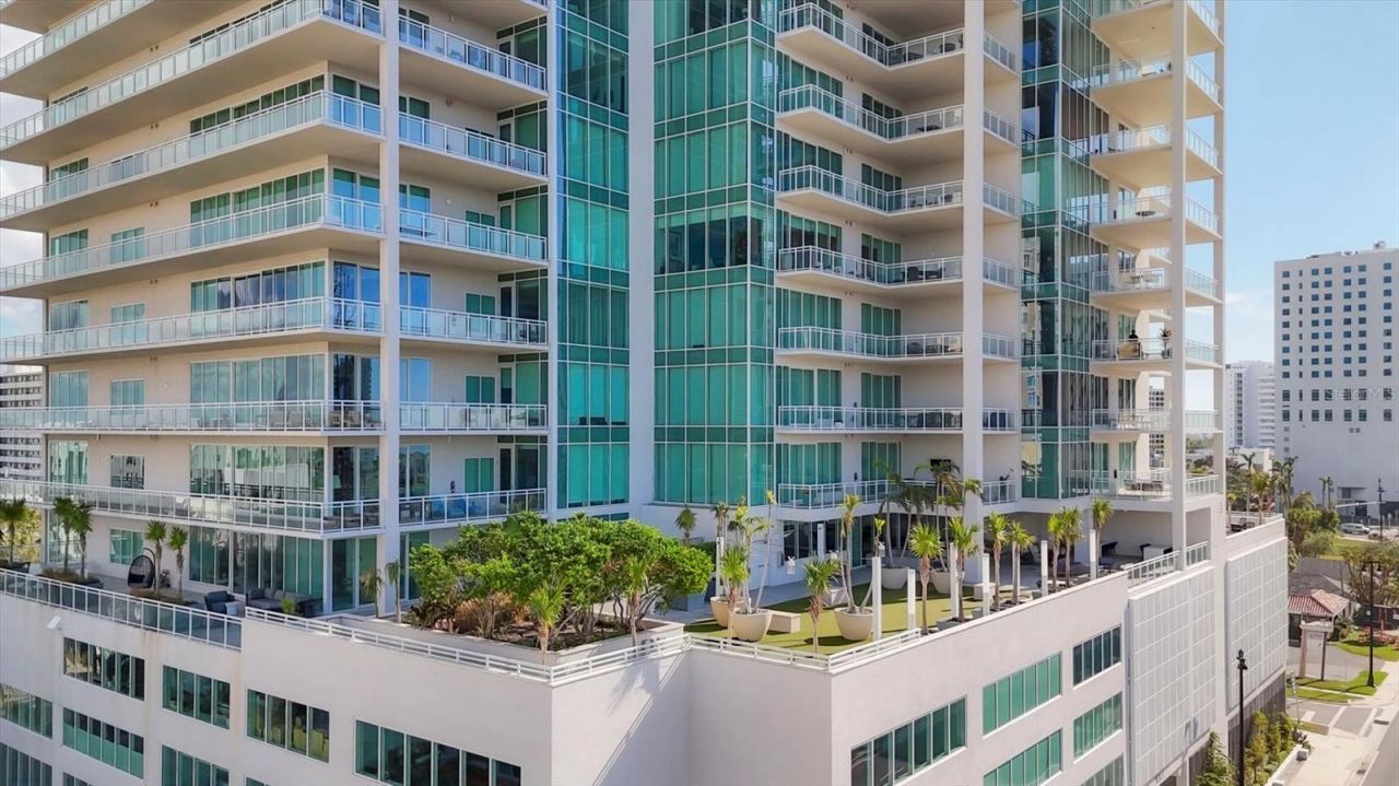 540 N Tamiami Trail, Unit 1503, Sarasota, FL 34236 Photo