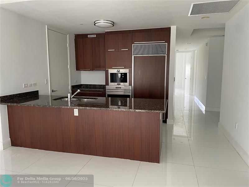 16001 Collins Ave, Unit 502, Sunny Isles Beach, FL 33160 Photo