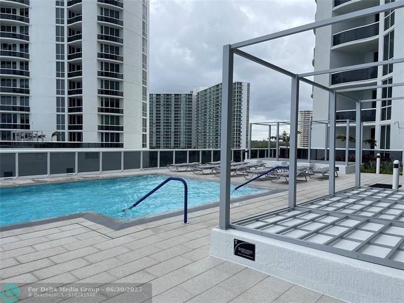 16001 Collins Ave, Unit 502, Sunny Isles Beach, FL 33160 Photo