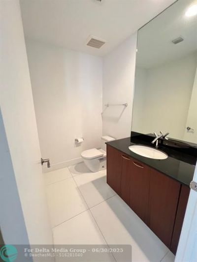 16001 Collins Ave, Unit 502, Sunny Isles Beach, FL 33160 Photo