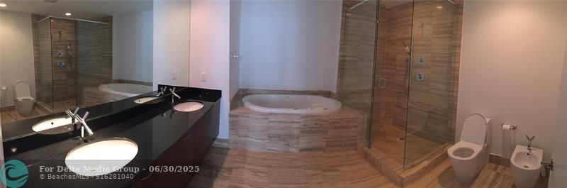 16001 Collins Ave, Unit 502, Sunny Isles Beach, FL 33160 Photo