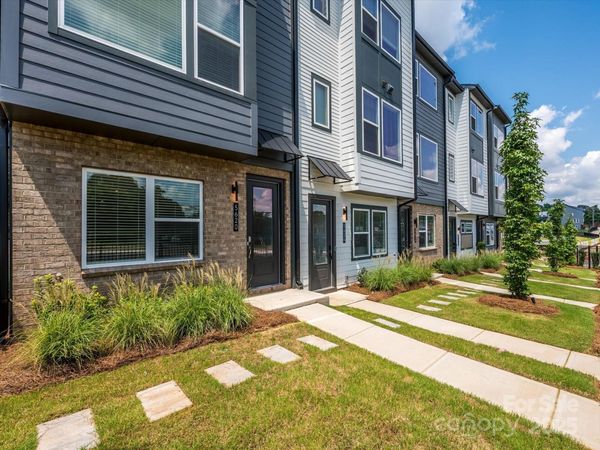 5640 Kingspan Drive, Charlotte, NC 28217