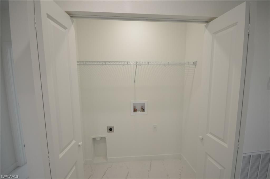 2188 Barker Blvd, Fort Myers, FL 33916 Photo