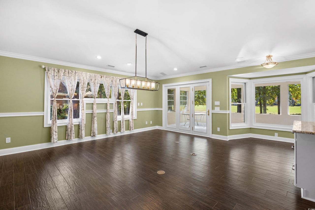 1043 Yellow Jasmine Dr. Photo 18