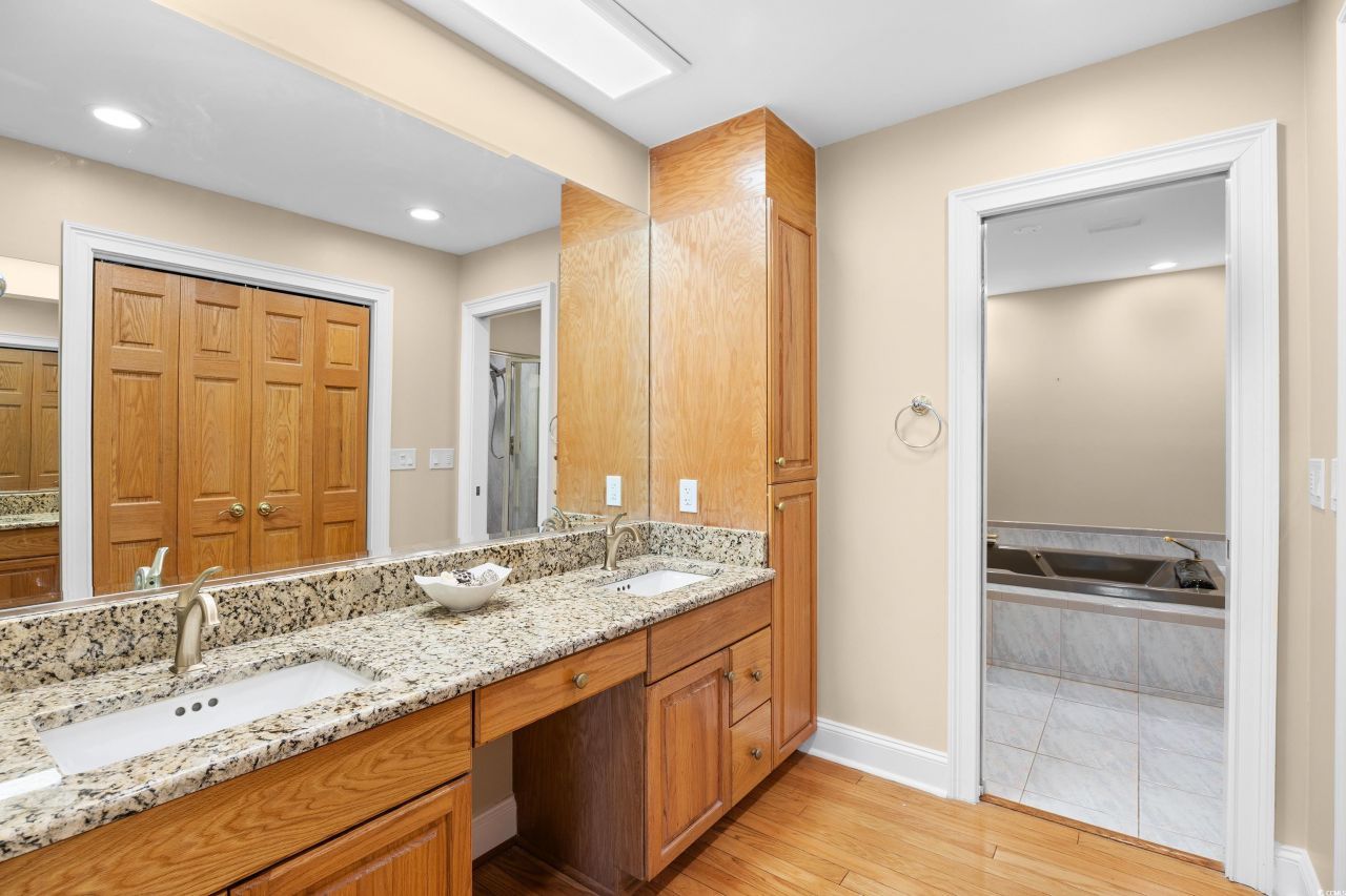 1043 Yellow Jasmine Dr. Photo 25